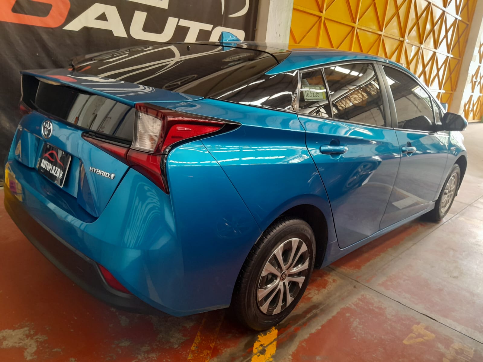 Toyota Prius Base 2020 At
